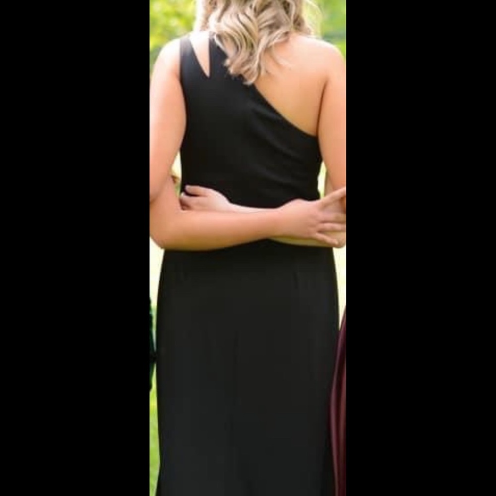 Formal black dress Size 6